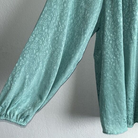 LC Lauren Conrad Satin Green Floral Balloon Sleeve Peasant Blouse Top Plus Sz 1x - Picture 6 of 12